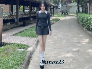 Lunox23